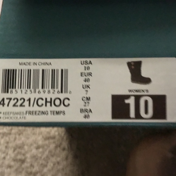 New with Tags Brown Skechers - Picture 3 of 3